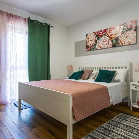Villa Violet