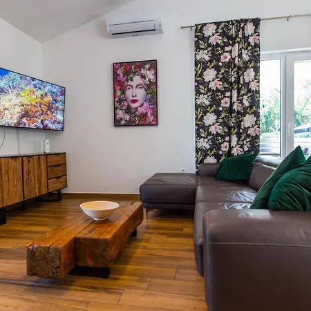 Violet Villa *